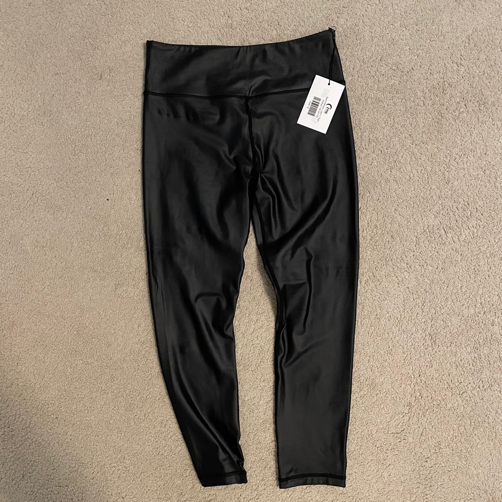 NWT - Zyia Black metallic LNT leggings
